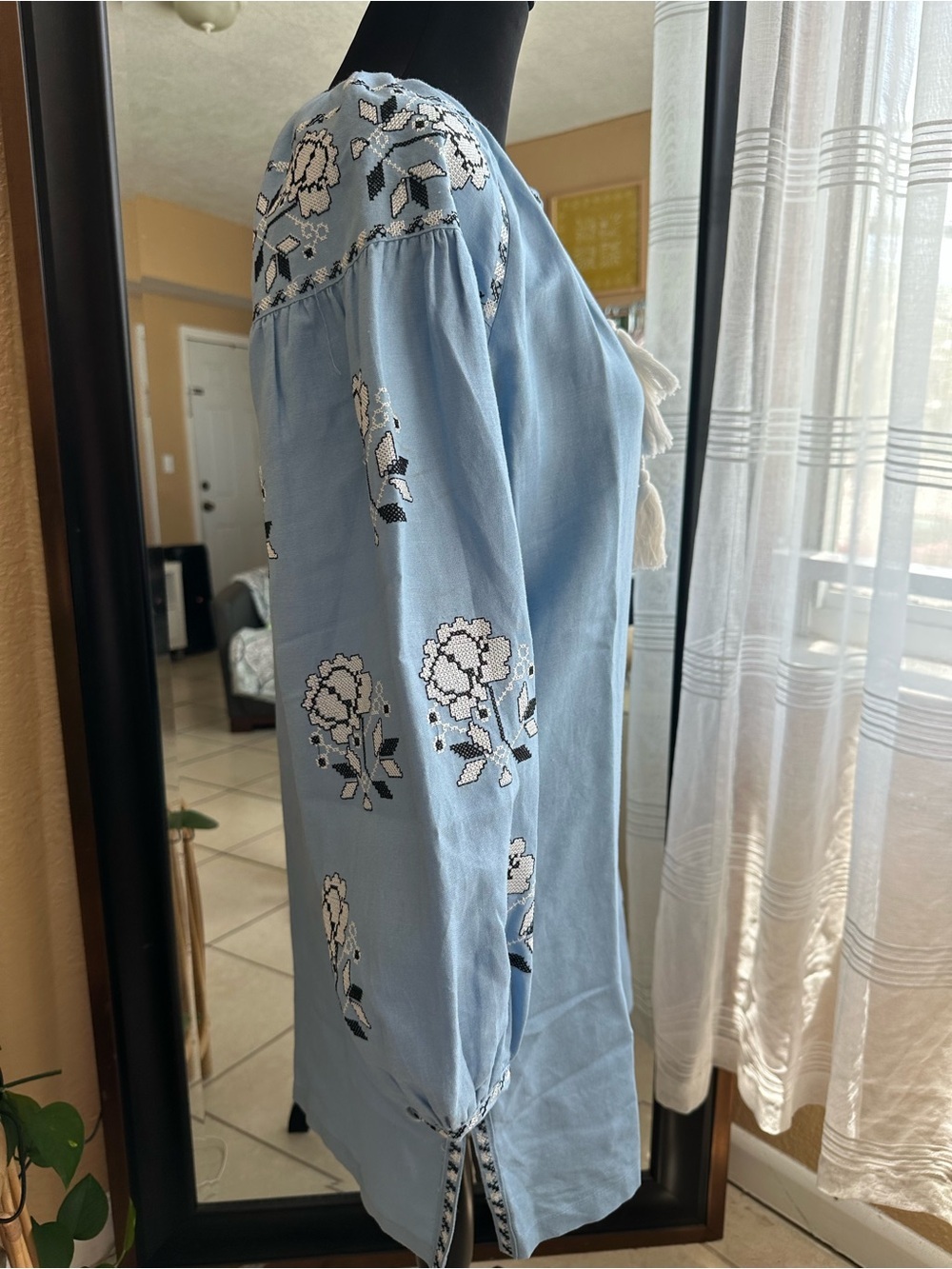 Style Mafia Sky Blue Embroidered Mini Dress Women’s Size M Boho Puff Sleeve Tass - Picture 6 of 15
